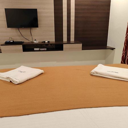 Park Inn Beach Resort Chennai Exterior foto